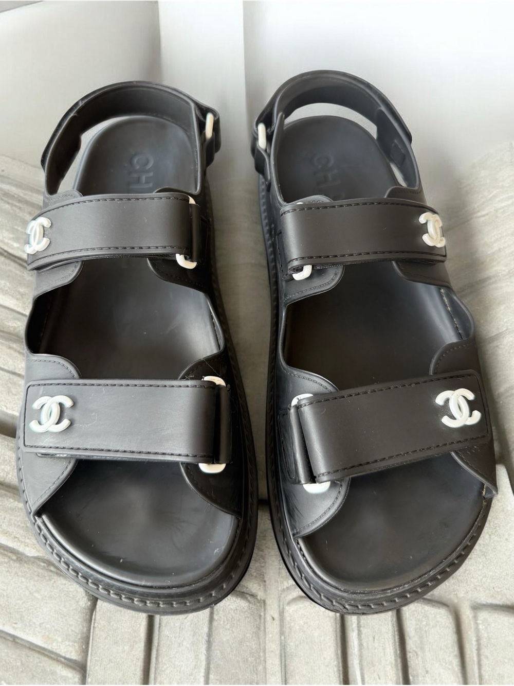 CHANEL Dad Sandals- Rubber Black/White CC